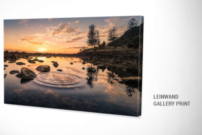 Leinwandbild Sonnenaufgang am See